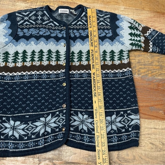 Vintage Pine Forest Mountain Cabin Sweater size Medium snow slopes - Picture 8 of 10